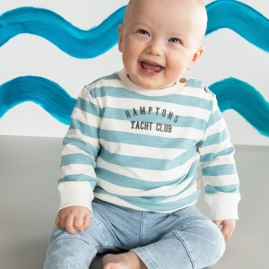 251067-016  251079-021